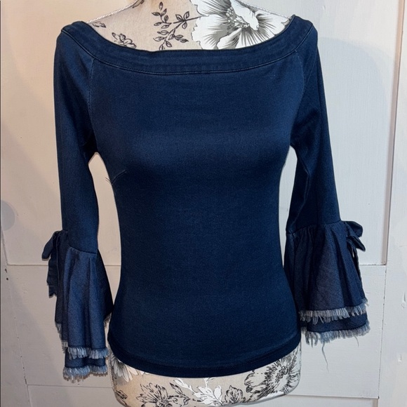 MEBON Navy Scoop Neck Fringe Ruffle Bow Bell Sleeve Top Stretch Fitted Shirt M - Picture 1 of 10